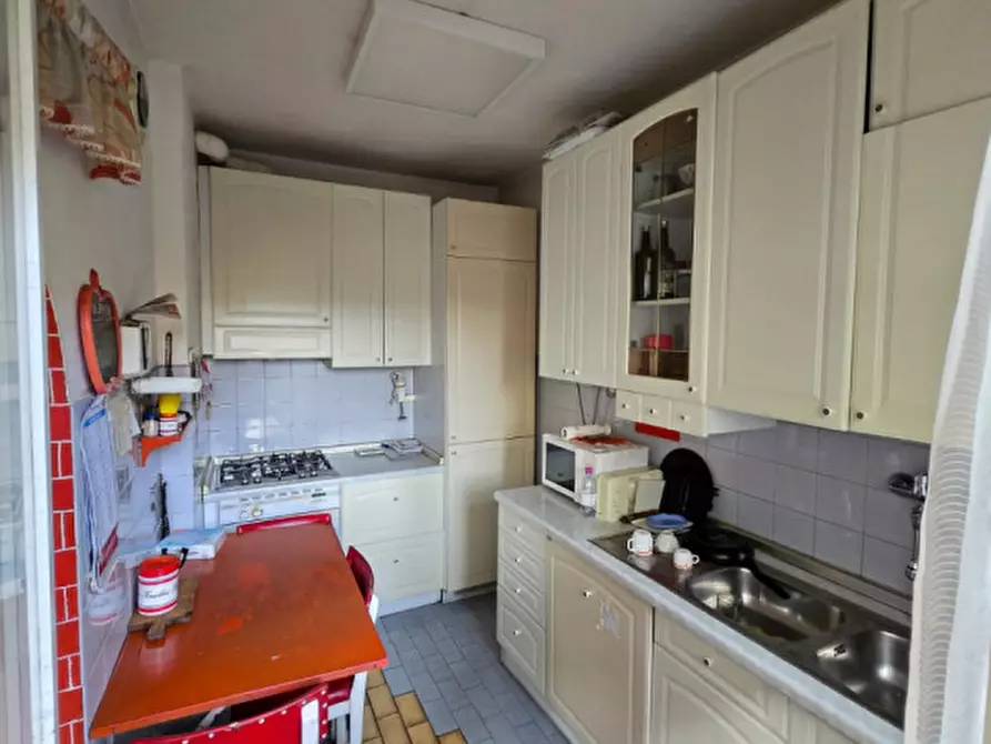 Immagine 14 di Appartamento in vendita  in Via Capri - Capristraße a Bolzano