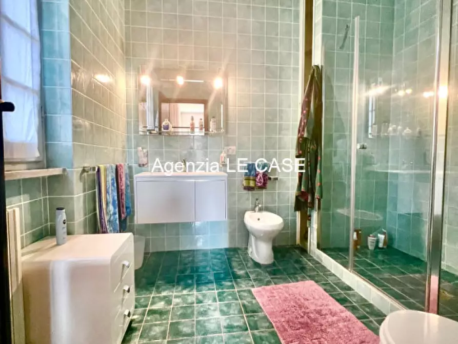 Immagine 21 di Villa in vendita  in via Simone Martini a Forte Dei Marmi