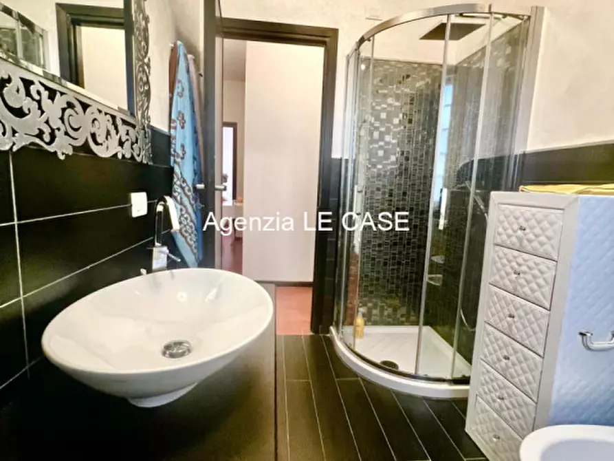 Immagine 47 di Villa in vendita  in via Simone Martini a Forte Dei Marmi