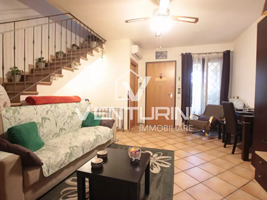 Immagine 5 di Villetta a schiera in vendita  in Via Cervesina a Roma