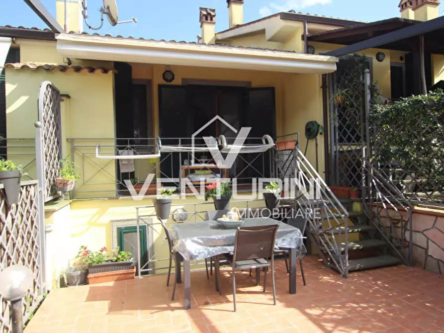 Immagine 10 di Villetta a schiera in vendita  in Via Cervesina a Roma