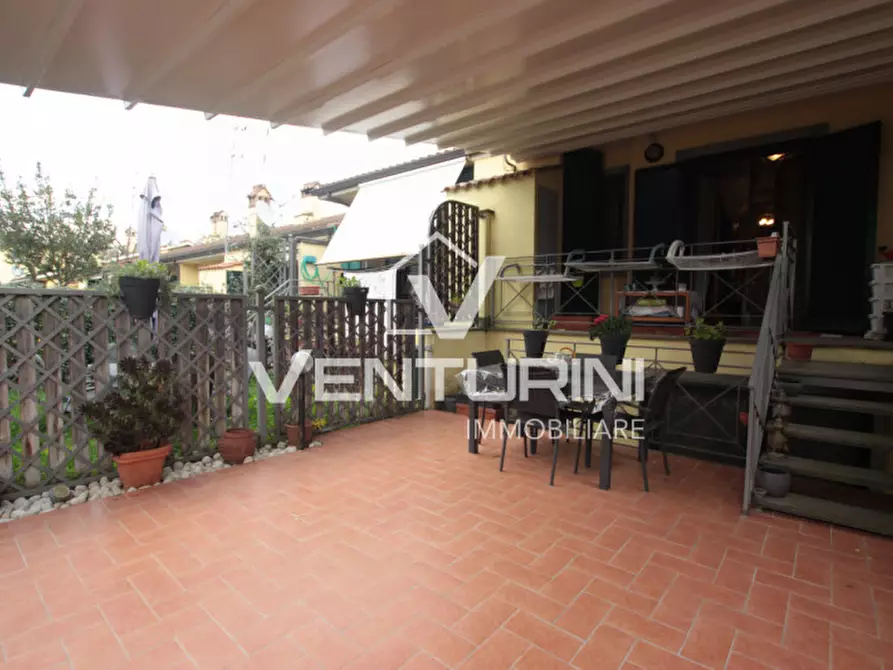 Immagine 15 di Villetta a schiera in vendita  in Via Cervesina a Roma