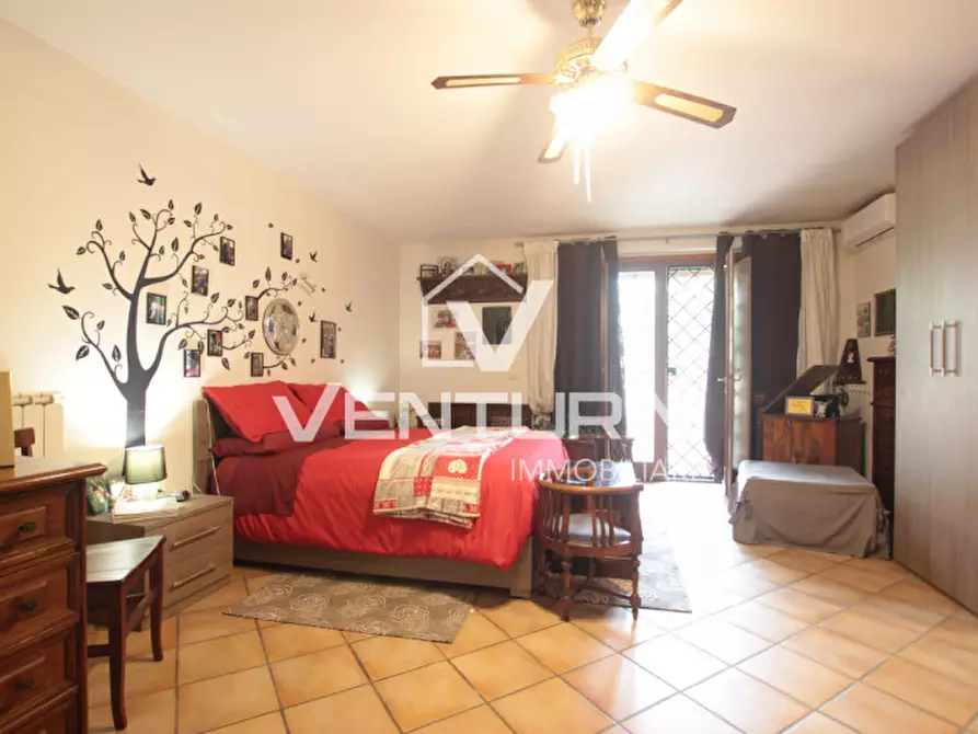 Immagine 33 di Villetta a schiera in vendita  in Via Cervesina a Roma