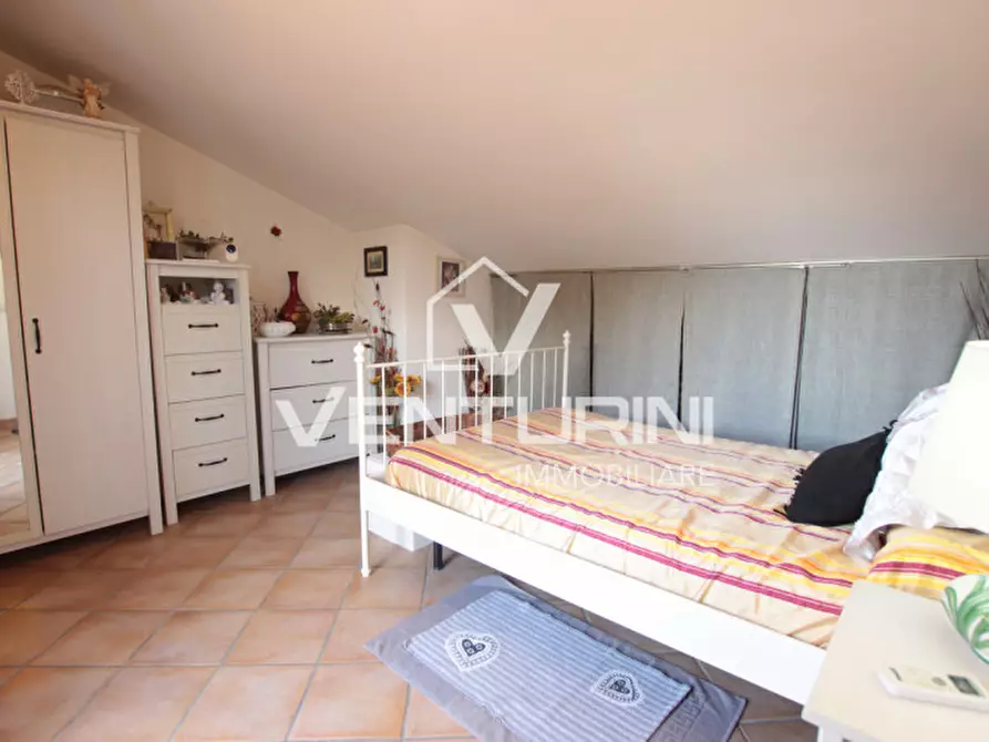 Immagine 41 di Villetta a schiera in vendita  in Via Cervesina a Roma