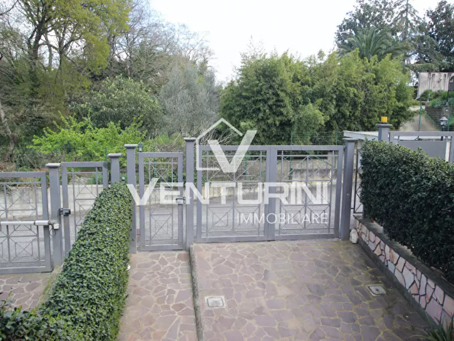 Immagine 50 di Villetta a schiera in vendita  in Via Cervesina a Roma