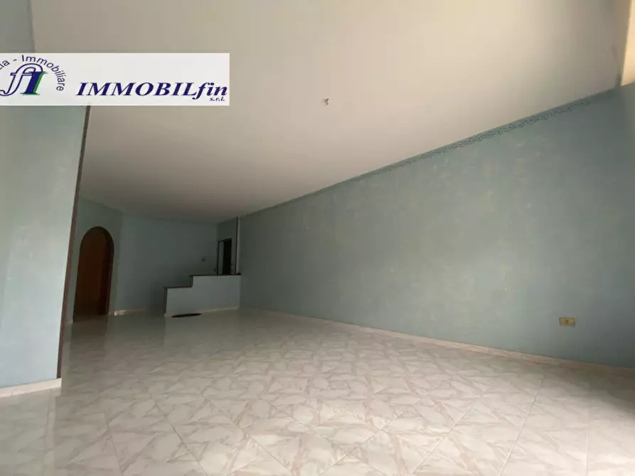 Immagine 10 di Appartamento in vendita  in Via L17 a Misilmeri