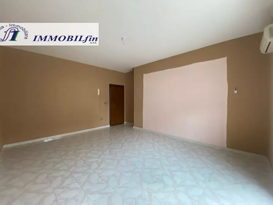 Immagine 13 di Appartamento in vendita  in Via L17 a Misilmeri