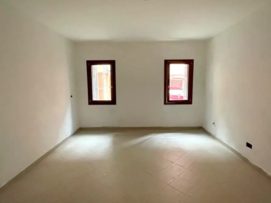 Immagine 3 di Appartamento in vendita  in Calle Grassi Naccari a Chioggia