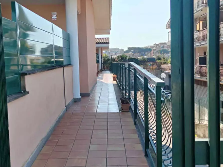 Immagine 2 di Villetta a schiera in vendita  in VIA LUCREZIA ROMANA 67Q 3 00043 CIAMPINO ROMA a Ciampino