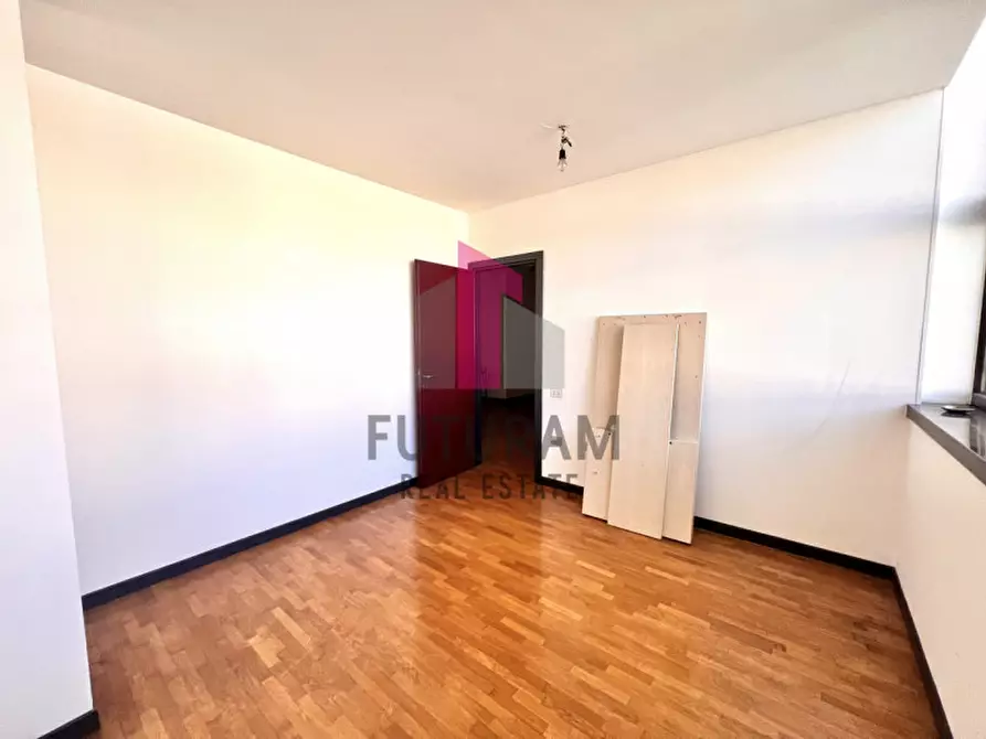 Immagine 17 di Ufficio in vendita  in Via Napoli,66 a Vicenza