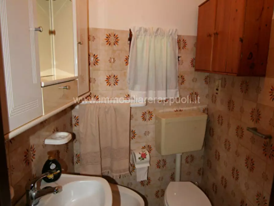 Immagine 8 di Casa indipendente in vendita  a Sinalunga