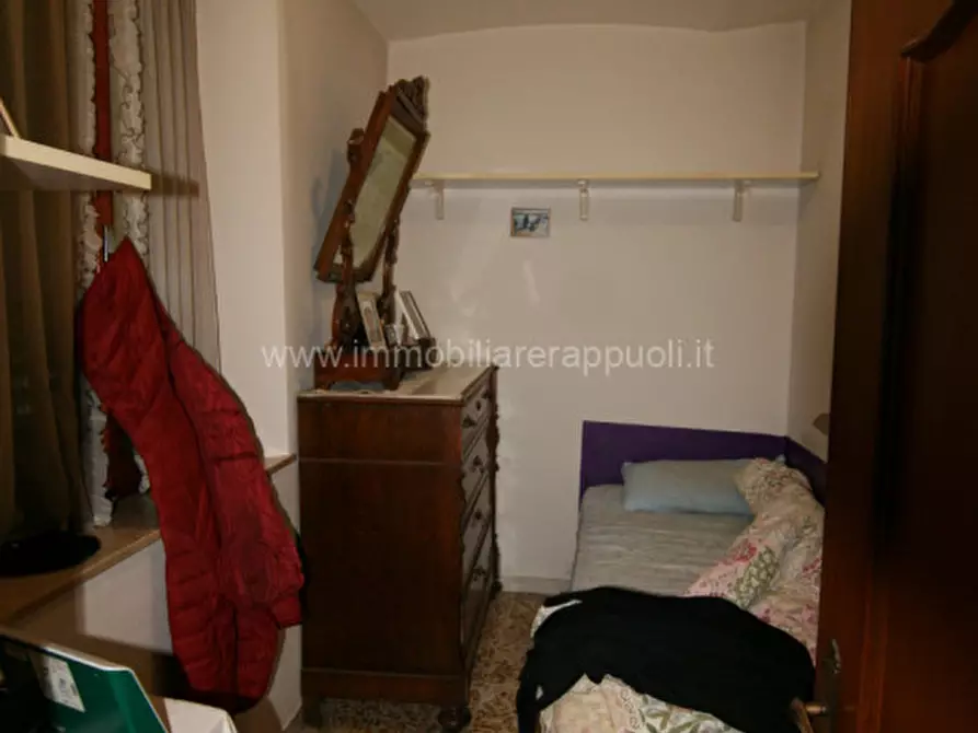 Immagine 16 di Casa indipendente in vendita  a Sinalunga