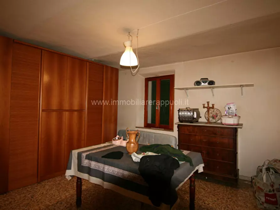 Immagine 17 di Casa indipendente in vendita  a Sinalunga