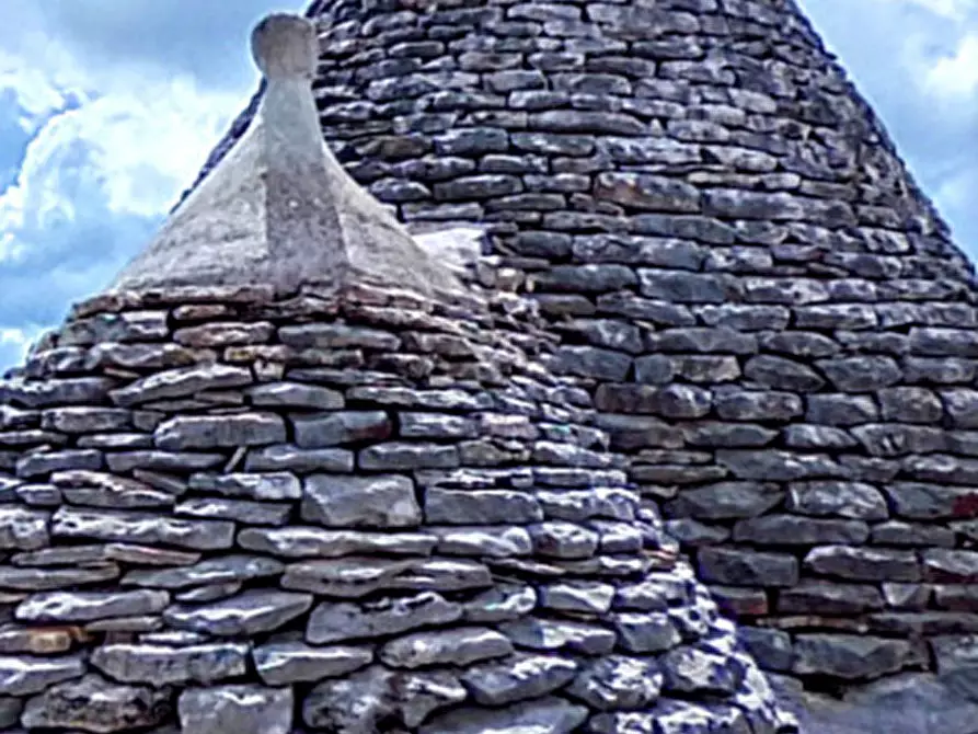 Immagine 8 di Rustico / casale in vendita  in LYMEN3 a Ceglie Messapico