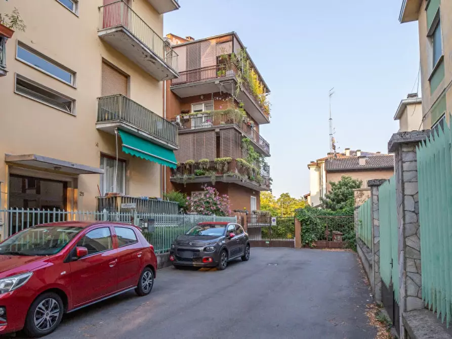 Immagine 32 di Appartamento in vendita  in Via Castone di Rezzonico a Parma