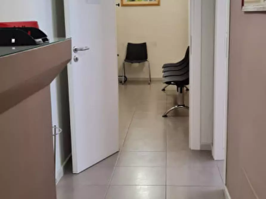 Immagine 1 di Ufficio in affitto  in Via Arcangelo Leanti, 5 a Palermo