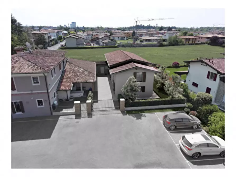 Immagine 2 di Appartamento in vendita  in Via San Rocco a Mazzano