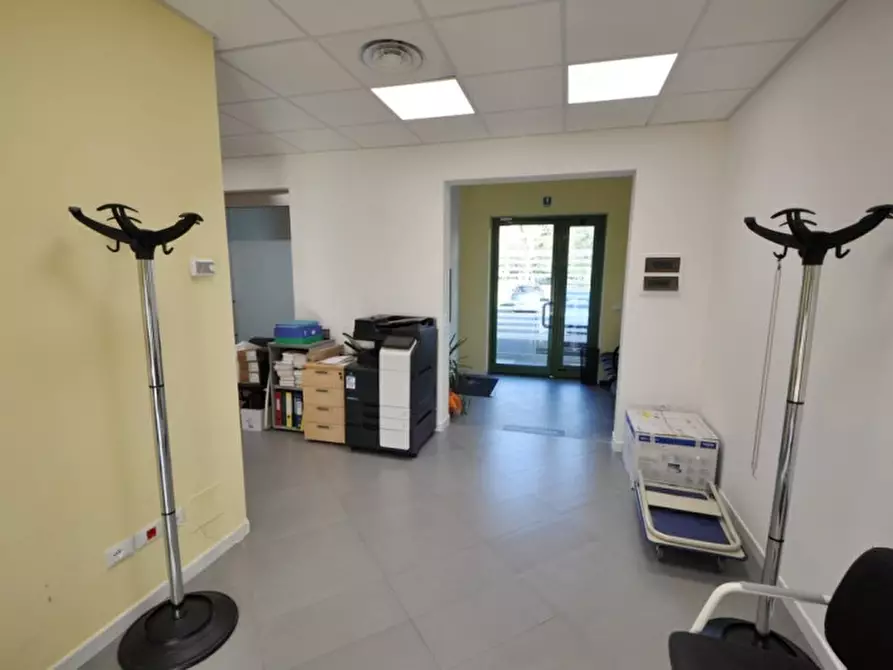 Immagine 2 di Ufficio in vendita  in Penna a Terranuova Bracciolini