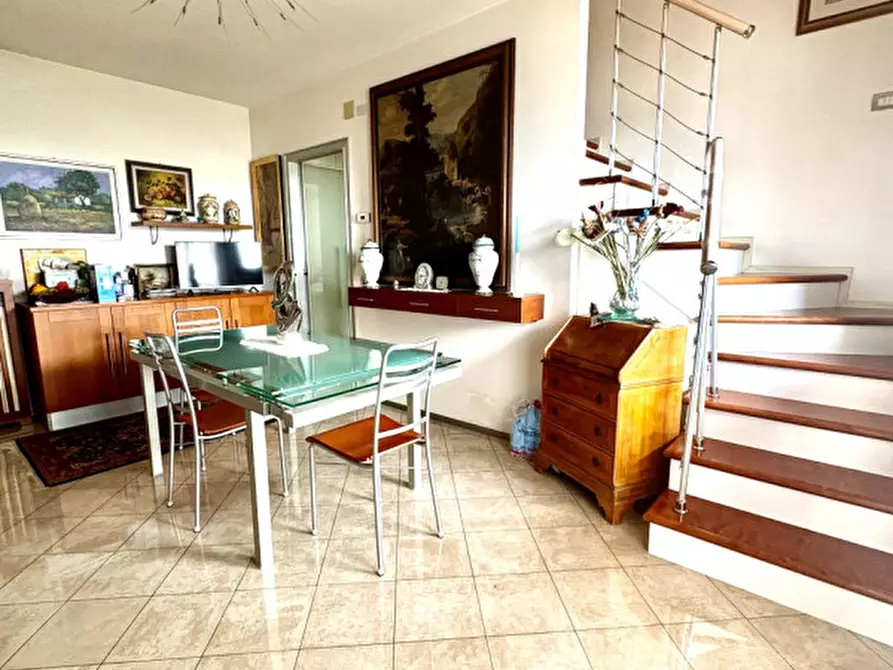 Immagine 3 di Appartamento in vendita  in via monta' a Padova