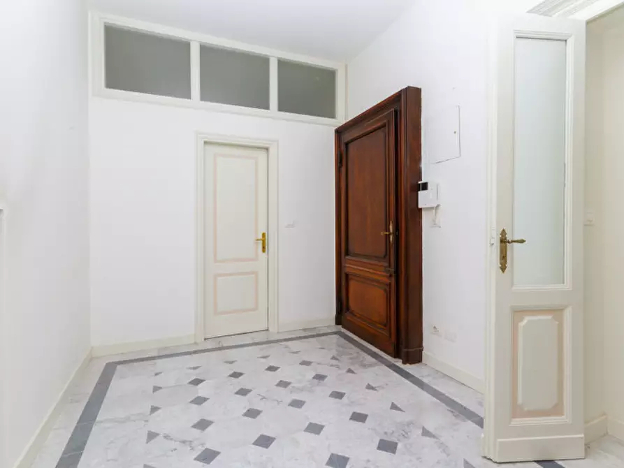 Immagine 25 di Appartamento in vendita  in Via San Francesco d'Assisi 3 a Torino