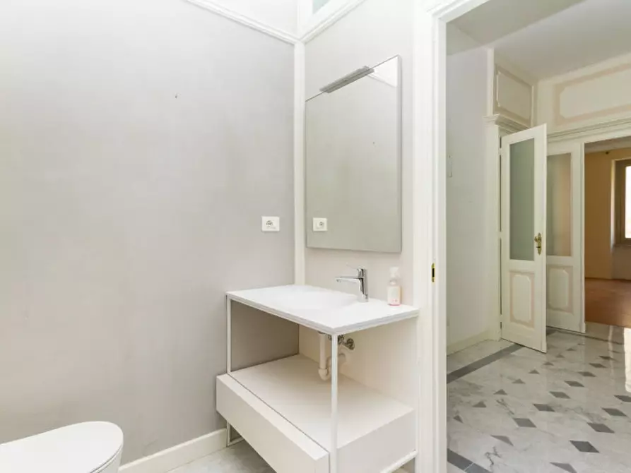 Immagine 28 di Appartamento in vendita  in Via San Francesco d'Assisi 3 a Torino