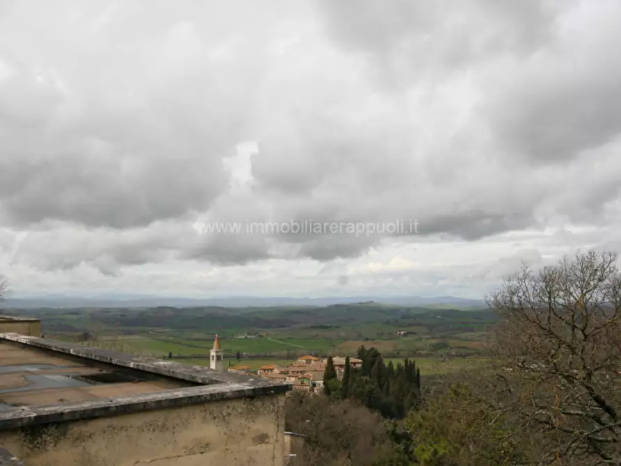 Immagine 23 di Villetta a schiera in vendita  a Rapolano Terme