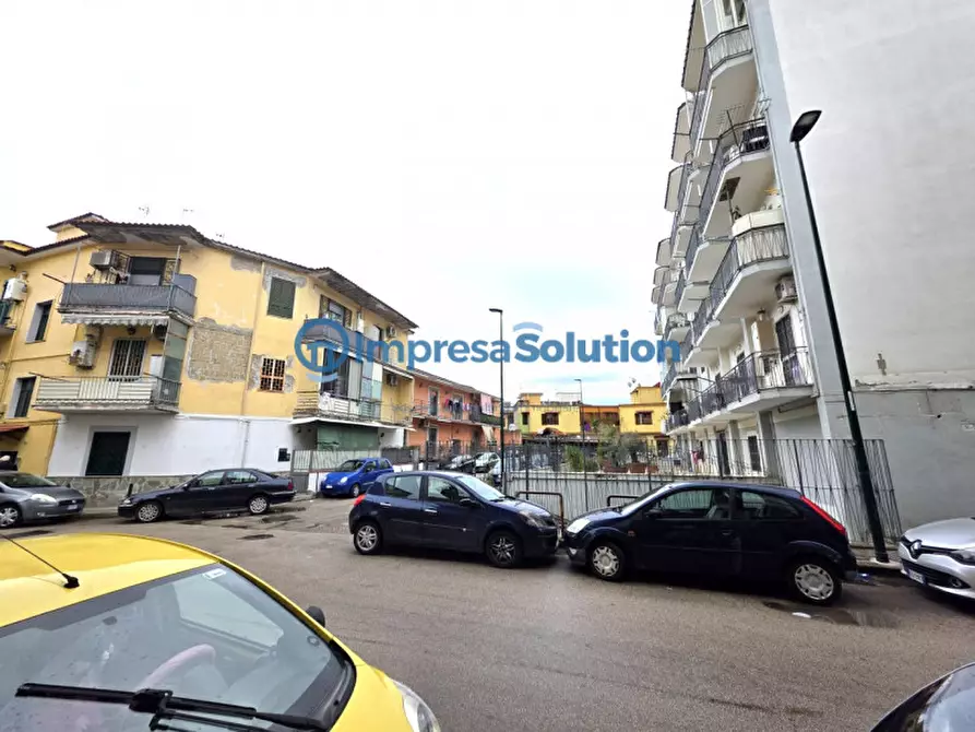 Immagine 2 di Negozio in affitto  in Via Federico II a Napoli