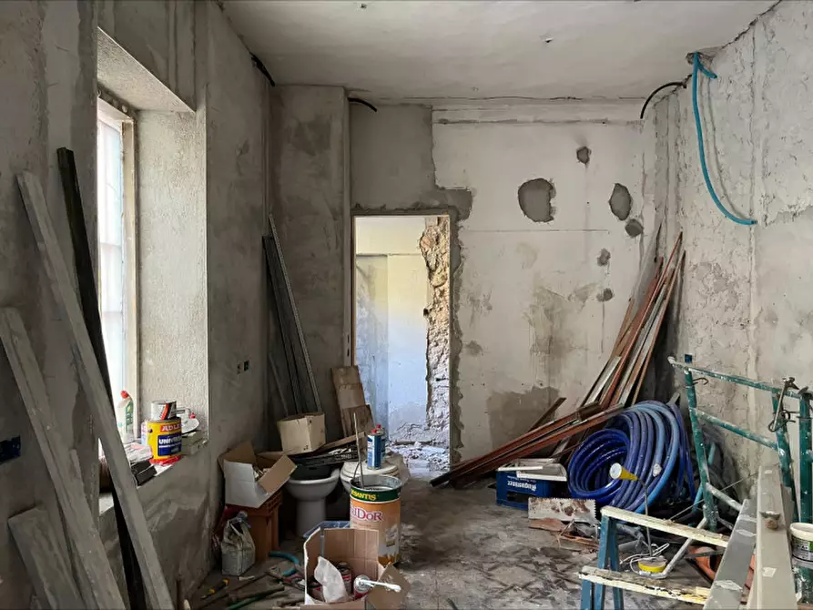 Immagine 2 di Appartamento in vendita  in via Ponte 32 a Sant'ambrogio Di Valpolicella