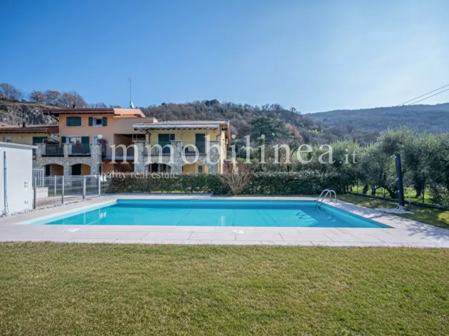 Immagine 4 di Appartamento in vendita  in VIA VOLPARA Piano S1-T a Torri Del Benaco