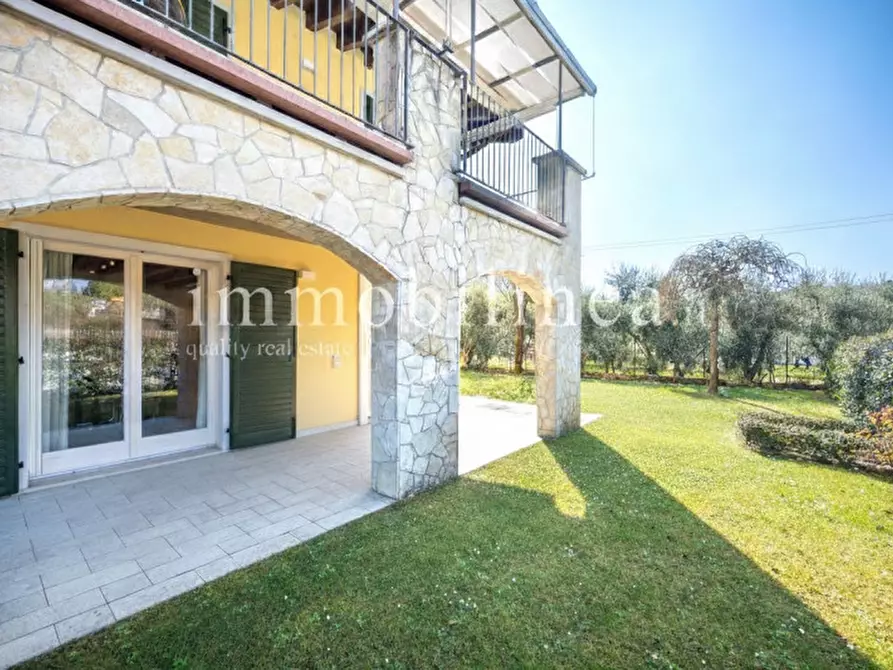 Immagine 7 di Appartamento in vendita  in VIA VOLPARA Piano S1-T a Torri Del Benaco