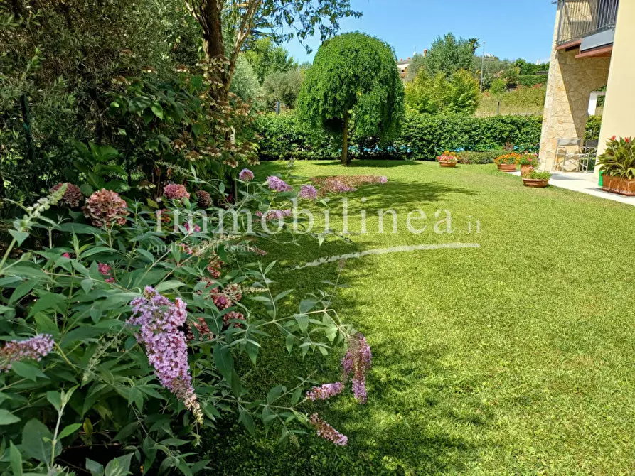 Immagine 10 di Appartamento in vendita  in VIA VOLPARA Piano S1-T a Torri Del Benaco