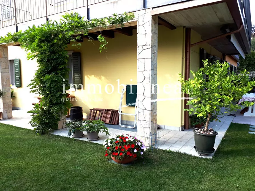 Immagine 13 di Appartamento in vendita  in VIA VOLPARA Piano S1-T a Torri Del Benaco