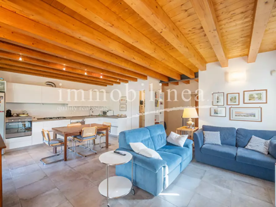 Immagine 18 di Appartamento in vendita  in VIA VOLPARA Piano S1-T a Torri Del Benaco