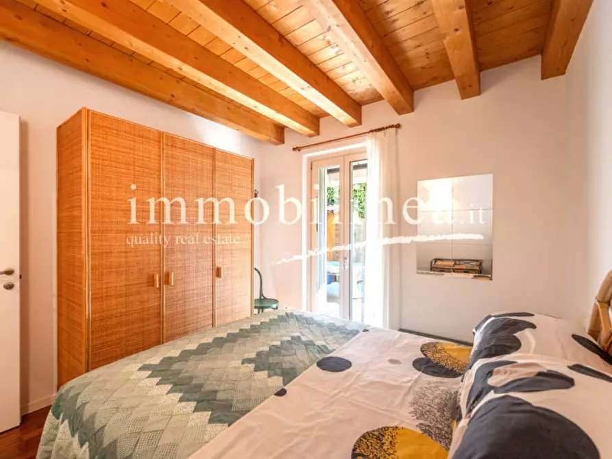 Immagine 20 di Appartamento in vendita  in VIA VOLPARA Piano S1-T a Torri Del Benaco