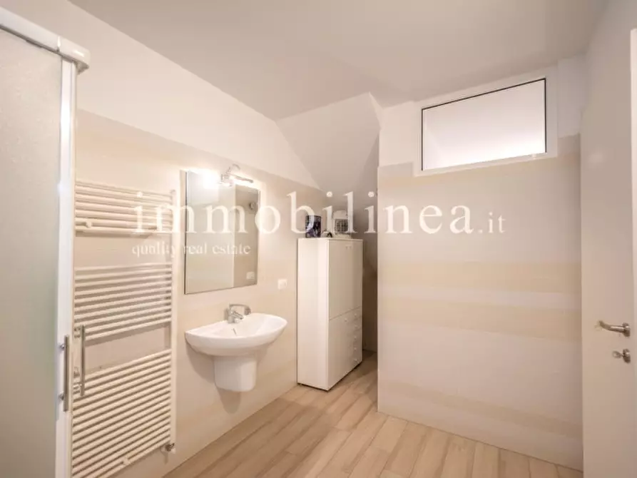 Immagine 27 di Appartamento in vendita  in VIA VOLPARA Piano S1-T a Torri Del Benaco