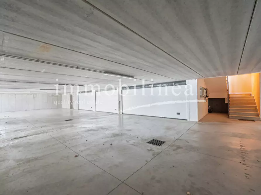 Immagine 31 di Appartamento in vendita  in VIA VOLPARA Piano S1-T a Torri Del Benaco