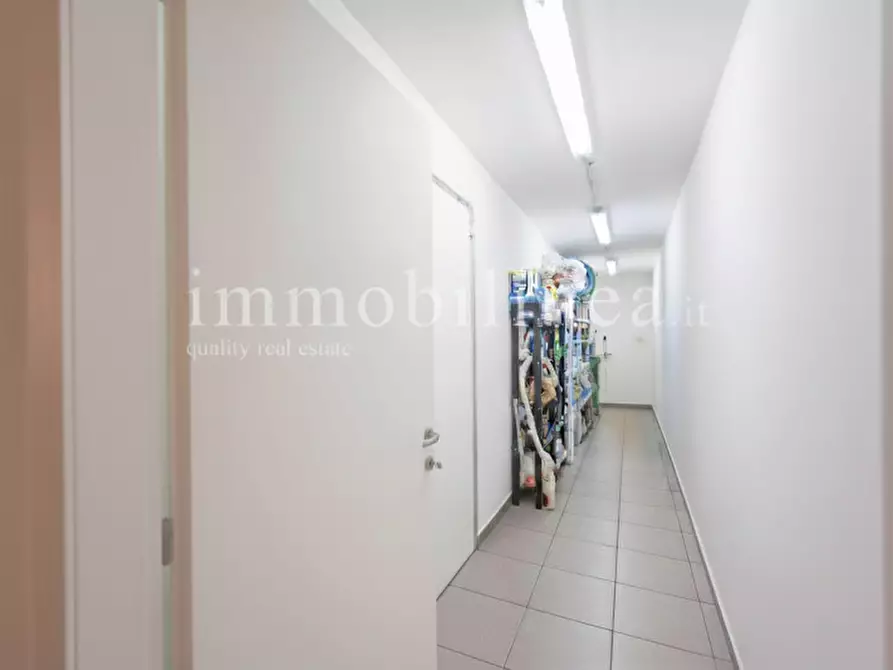 Immagine 34 di Appartamento in vendita  in VIA VOLPARA Piano S1-T a Torri Del Benaco