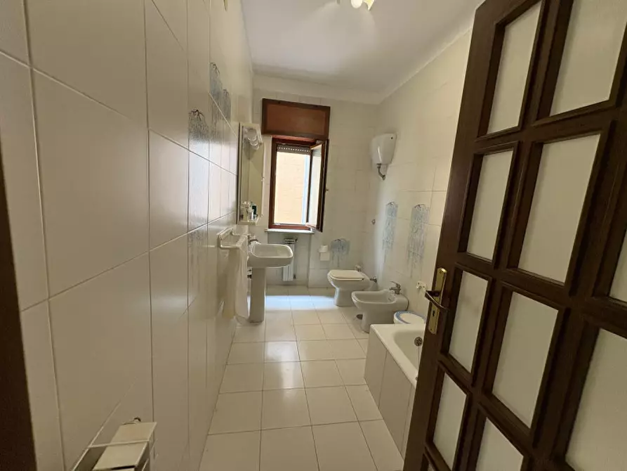 Immagine 31 di Appartamento in vendita  in VIA CUPA OSPEDALE,20 a Torre Del Greco