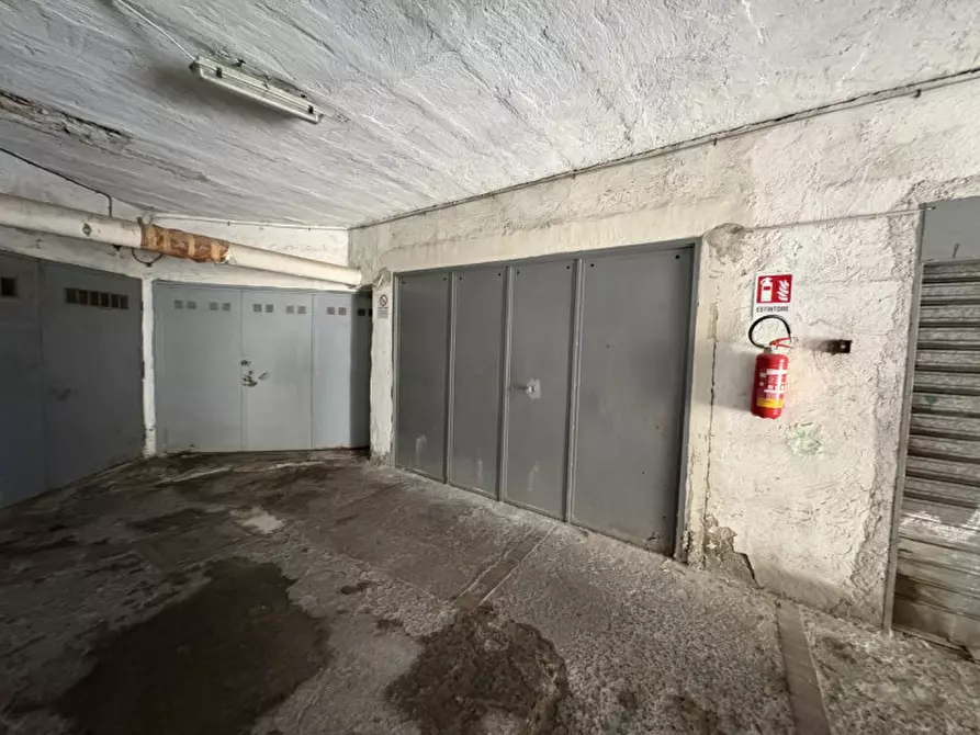 Immagine 46 di Appartamento in vendita  in VIA CUPA OSPEDALE,20 a Torre Del Greco