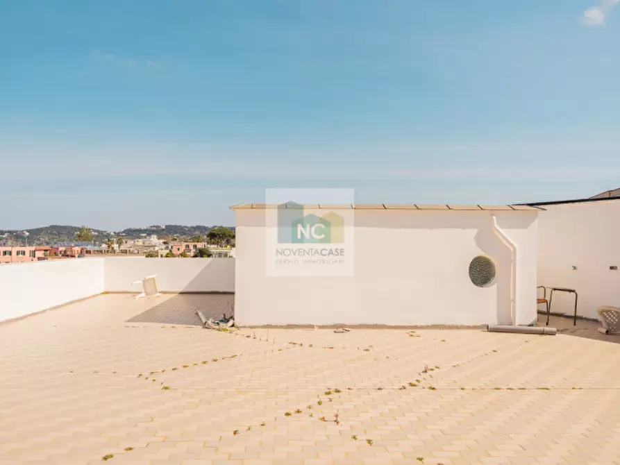 Immagine 81 di Villa in vendita  in Via Cardinale Luigi Lavitrano N.40 a Forio