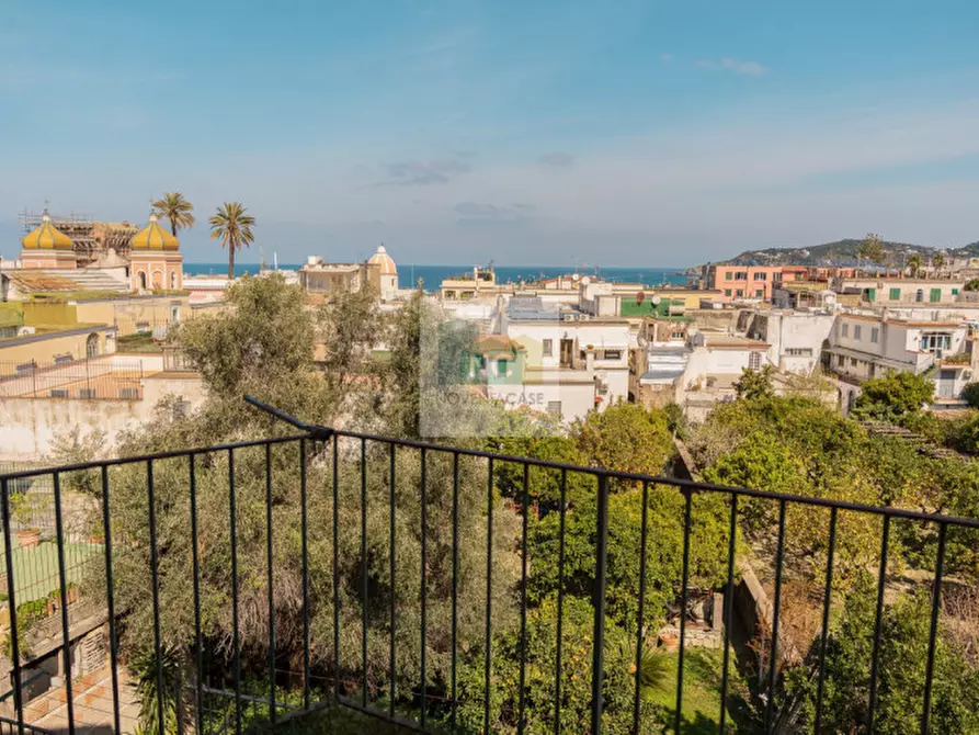 Immagine 90 di Villa in vendita  in Via Cardinale Luigi Lavitrano N.40 a Forio