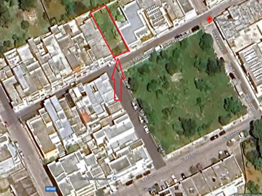 Immagine 10 di Terreno in vendita  in Via Tagliamento a Parabita