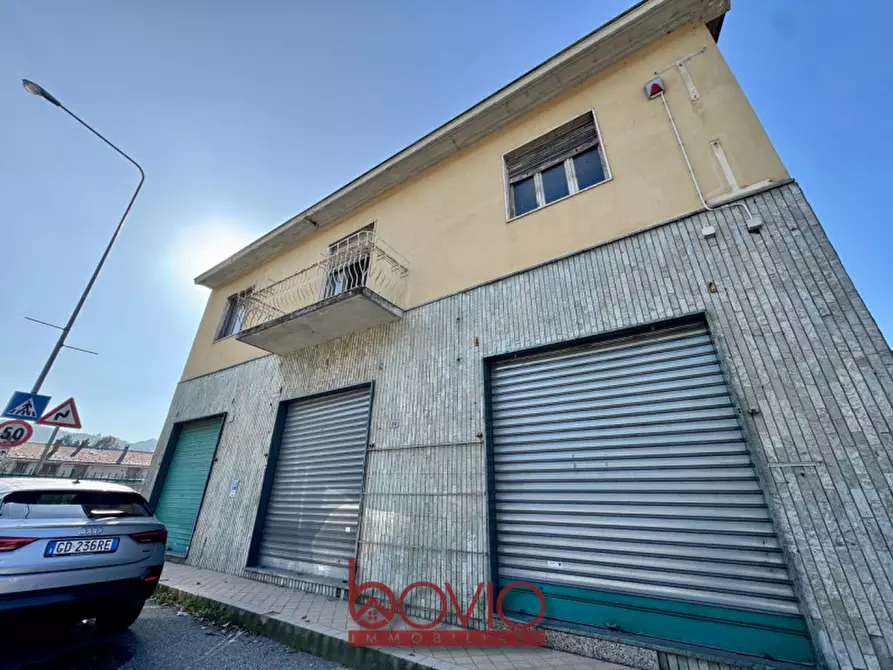 Immagine 3 di Casa indipendente in vendita  in VIA MARIO CAUDANA 60 a Castiglione Torinese