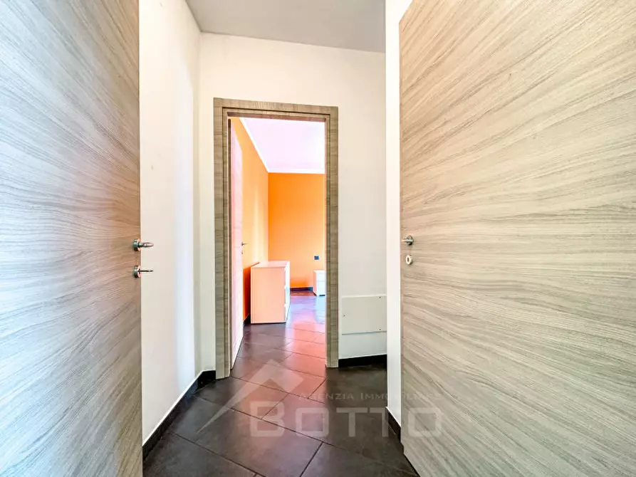 Immagine 8 di Appartamento in vendita  in Via Mattai, 12 a Gattinara