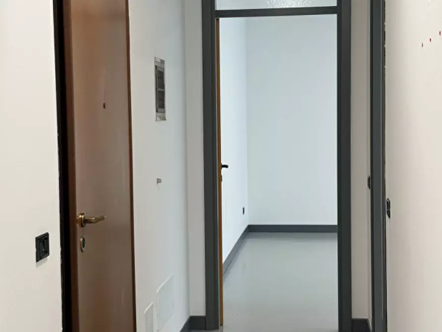 Immagine 4 di Ufficio in affitto  in via del santo a Limena