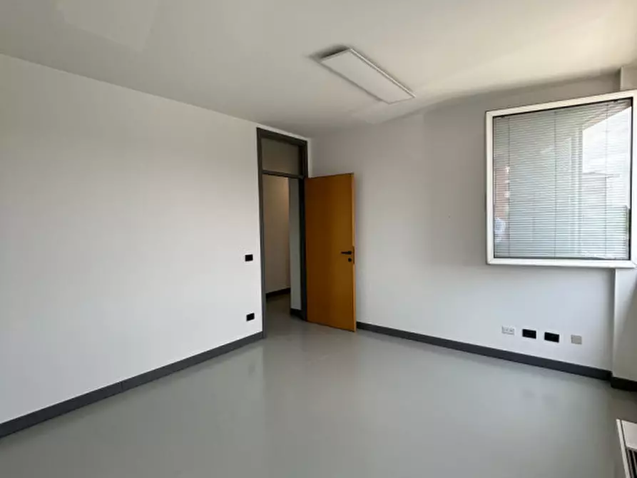 Immagine 8 di Ufficio in affitto  in via del santo a Limena