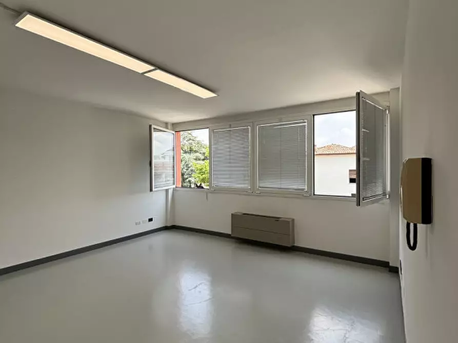 Immagine 16 di Ufficio in affitto  in via del santo a Limena