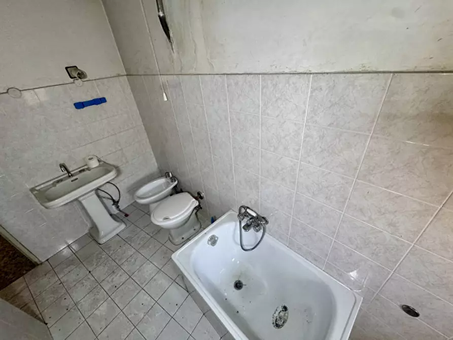 Immagine 34 di Appartamento in vendita  in VIA MARIO CAUDANA 60 a Castiglione Torinese