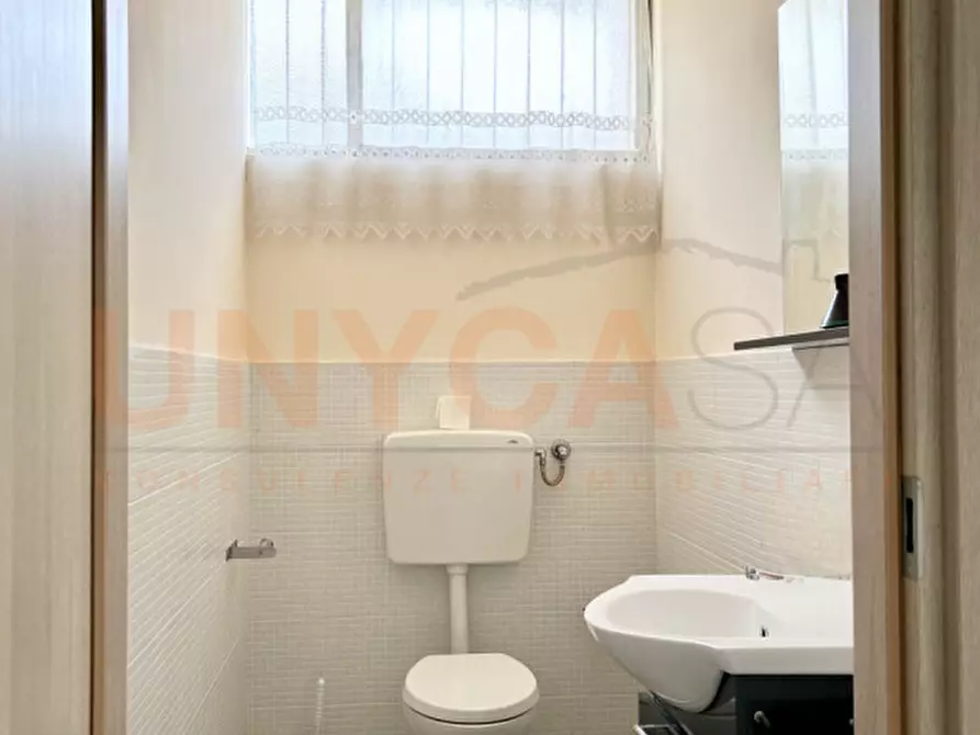 Immagine 9 di Negozio in vendita  in Via IV Novembre a Mestrino