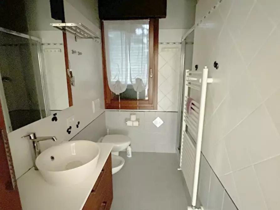 Immagine 10 di Appartamento in vendita  in Viale Mediterraneo a Chioggia